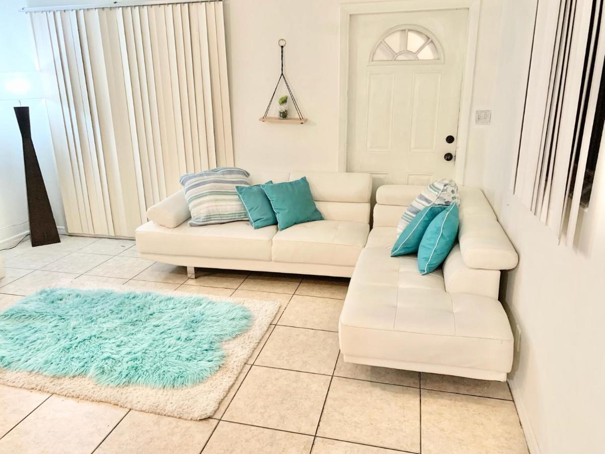 Airport Bunk House Free - Wifi - Parking - Coffee- Long Term Welcome Fort Lauderdale Eksteriør billede